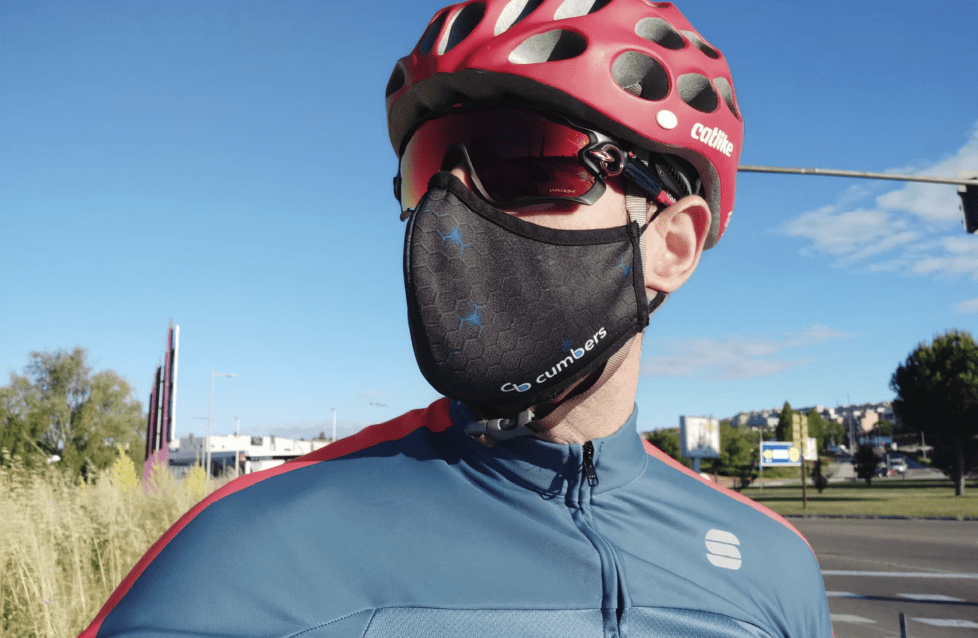 Mascarilla deportiva y personalizada de Cumbers